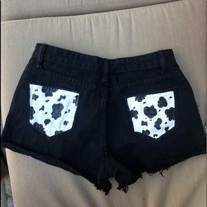 cow print denim shorts!